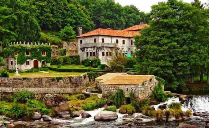 Casa De La Abuela En El Camino De Santiago A Finiesterre *